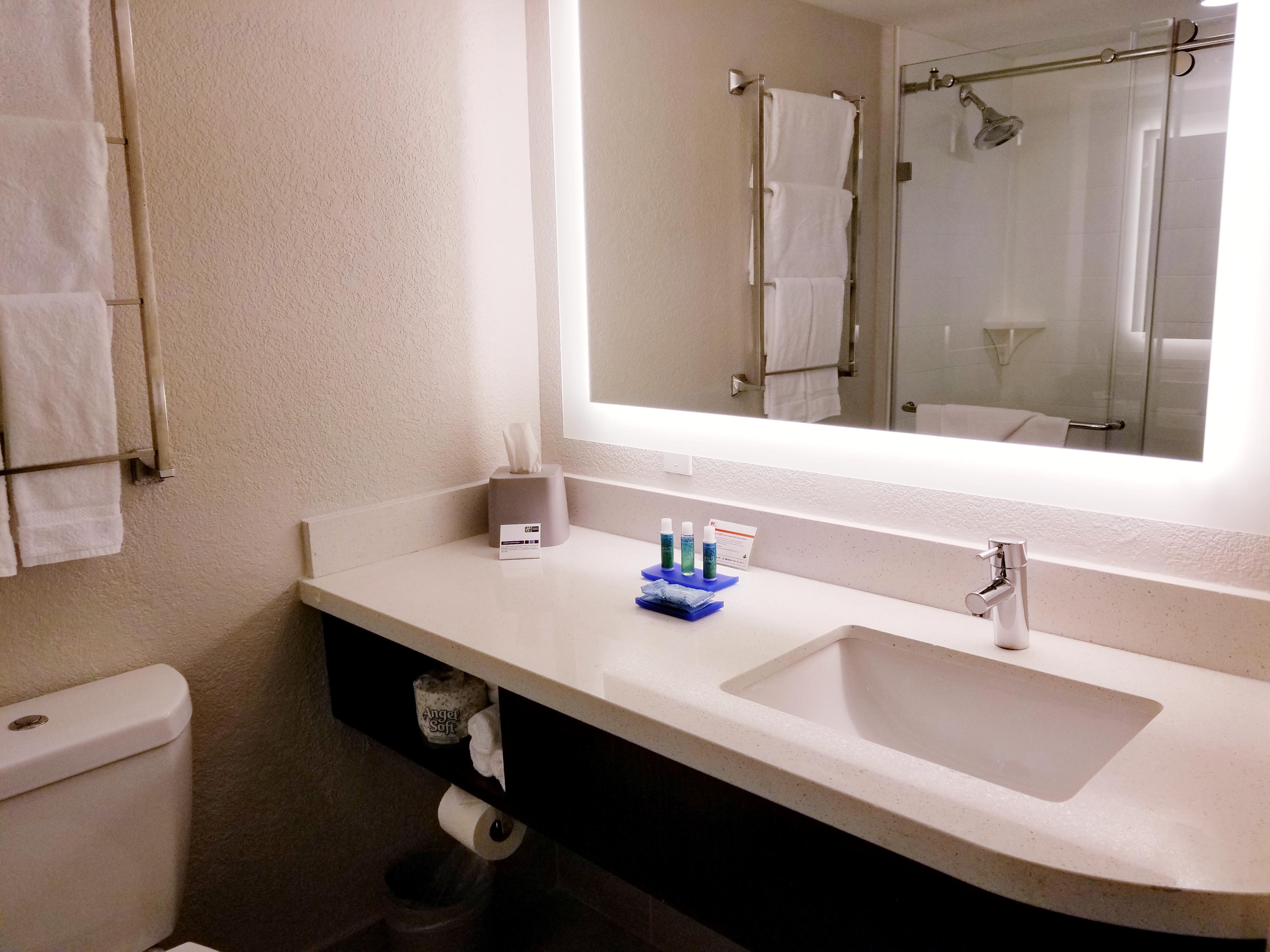 Holiday Inn Express Hotel & Suites Miami - Hialeah By Ihg Eksteriør billede