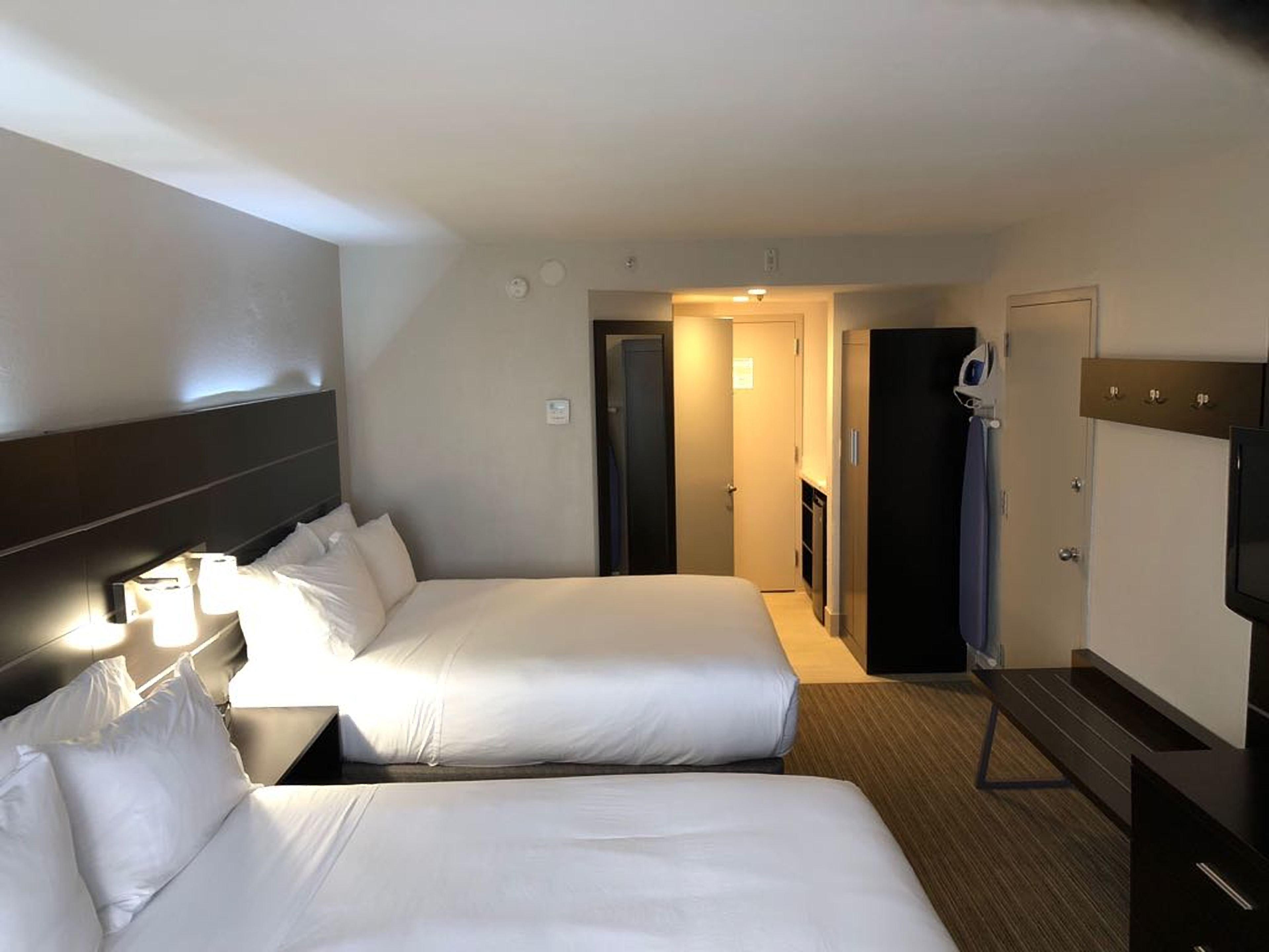 Holiday Inn Express Hotel & Suites Miami - Hialeah By Ihg Eksteriør billede
