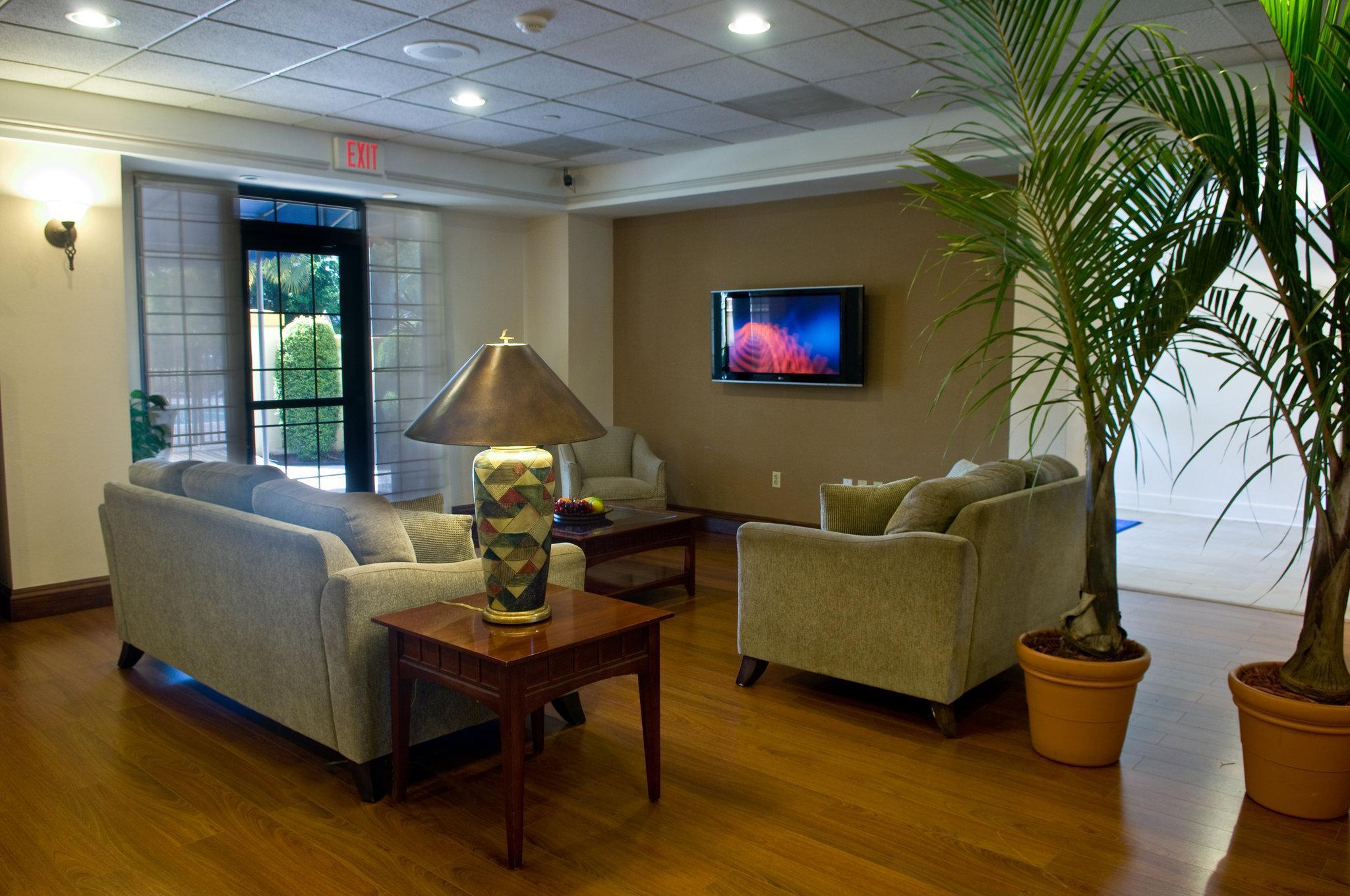 Holiday Inn Express Hotel & Suites Miami - Hialeah By Ihg Eksteriør billede