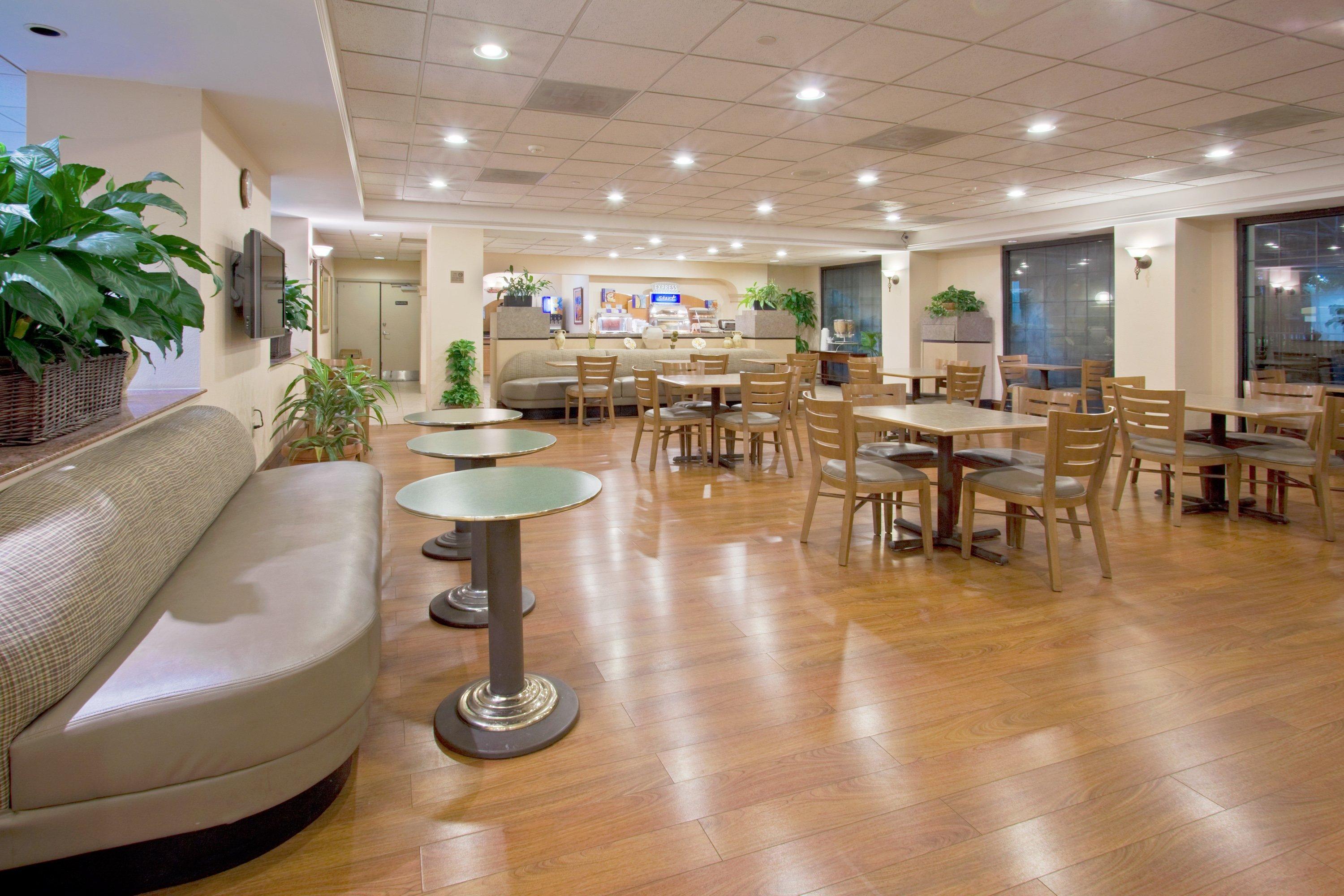 Holiday Inn Express Hotel & Suites Miami - Hialeah By Ihg Eksteriør billede