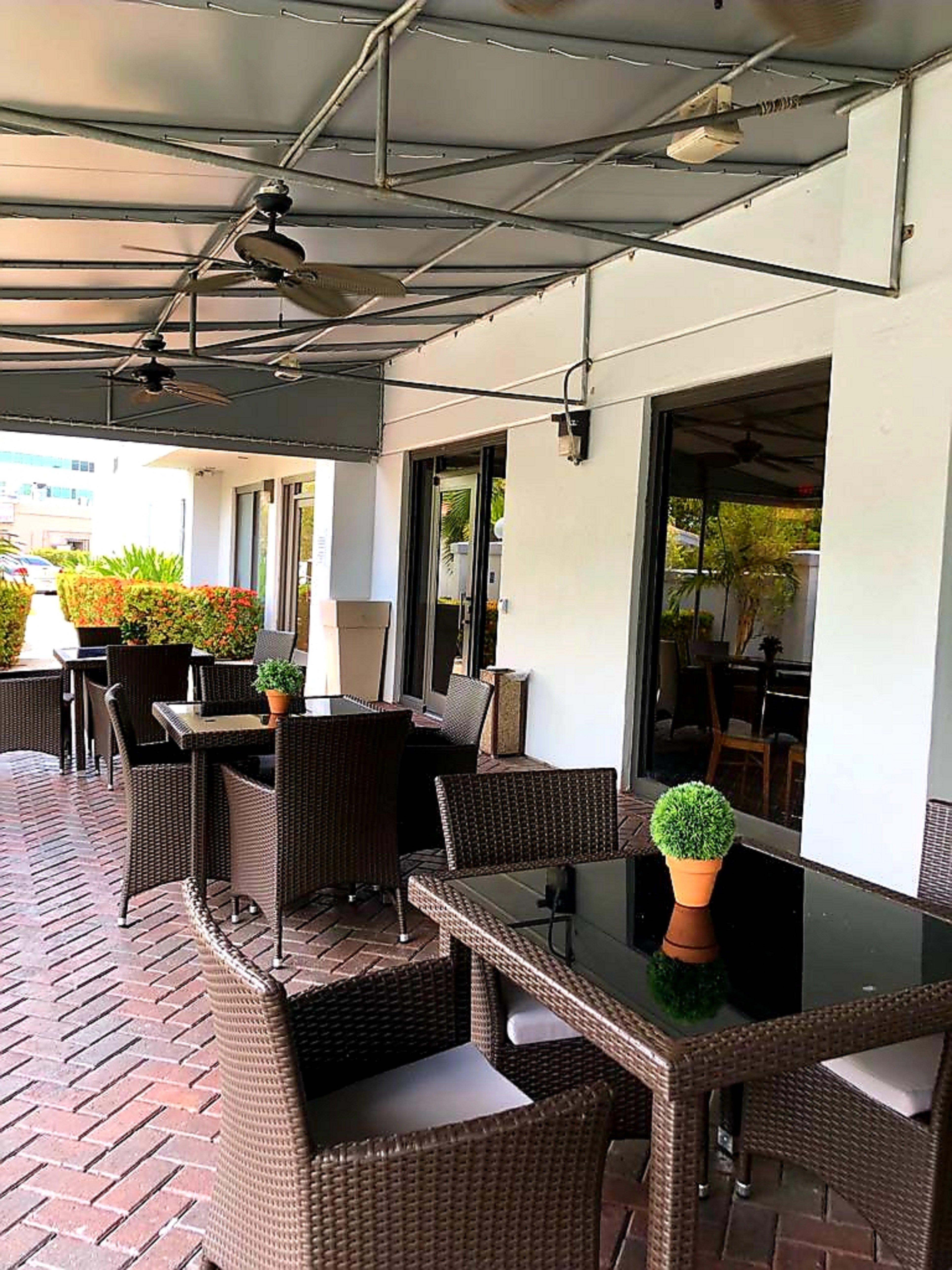 Holiday Inn Express Hotel & Suites Miami - Hialeah By Ihg Eksteriør billede