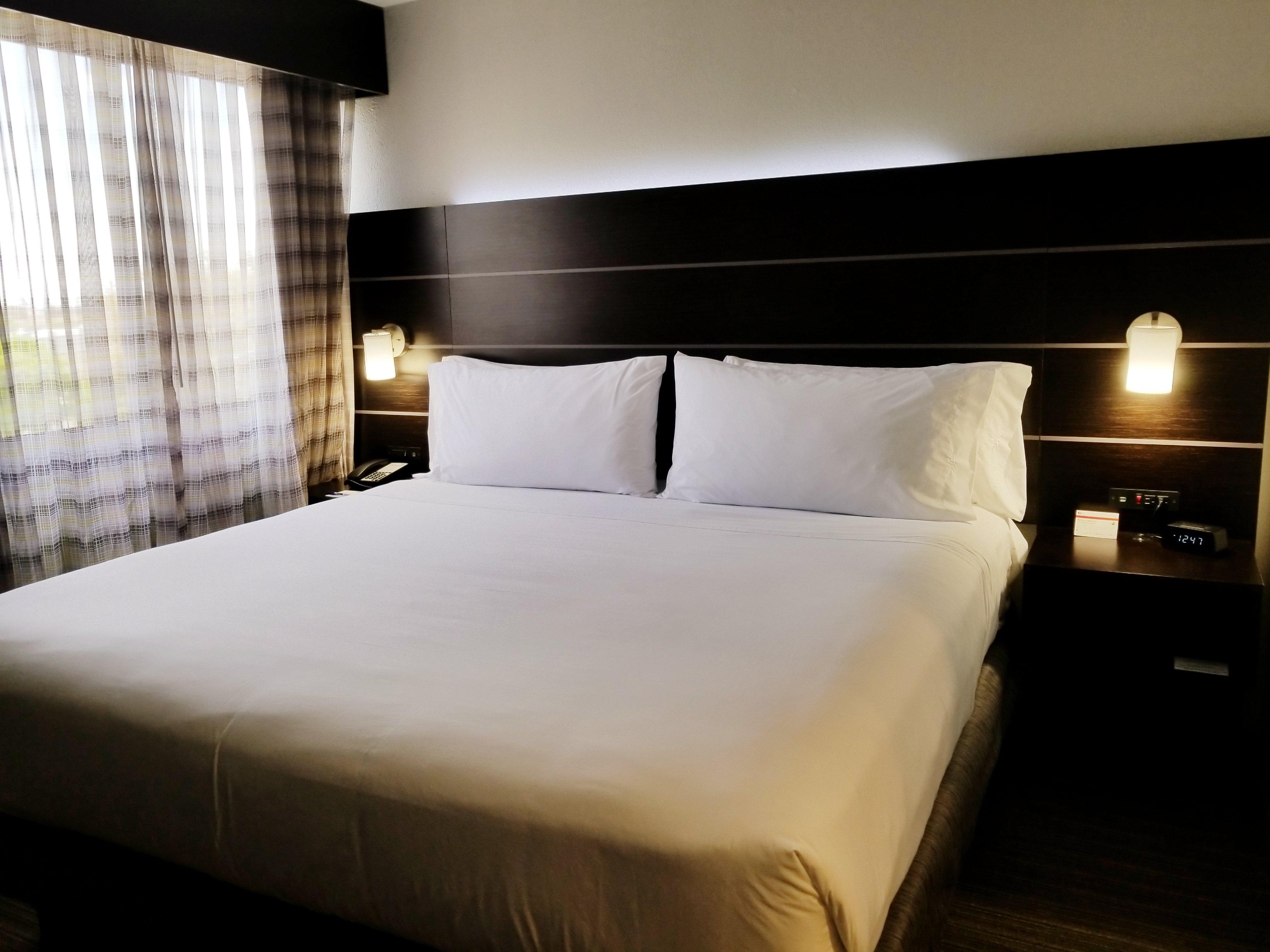 Holiday Inn Express Hotel & Suites Miami - Hialeah By Ihg Eksteriør billede