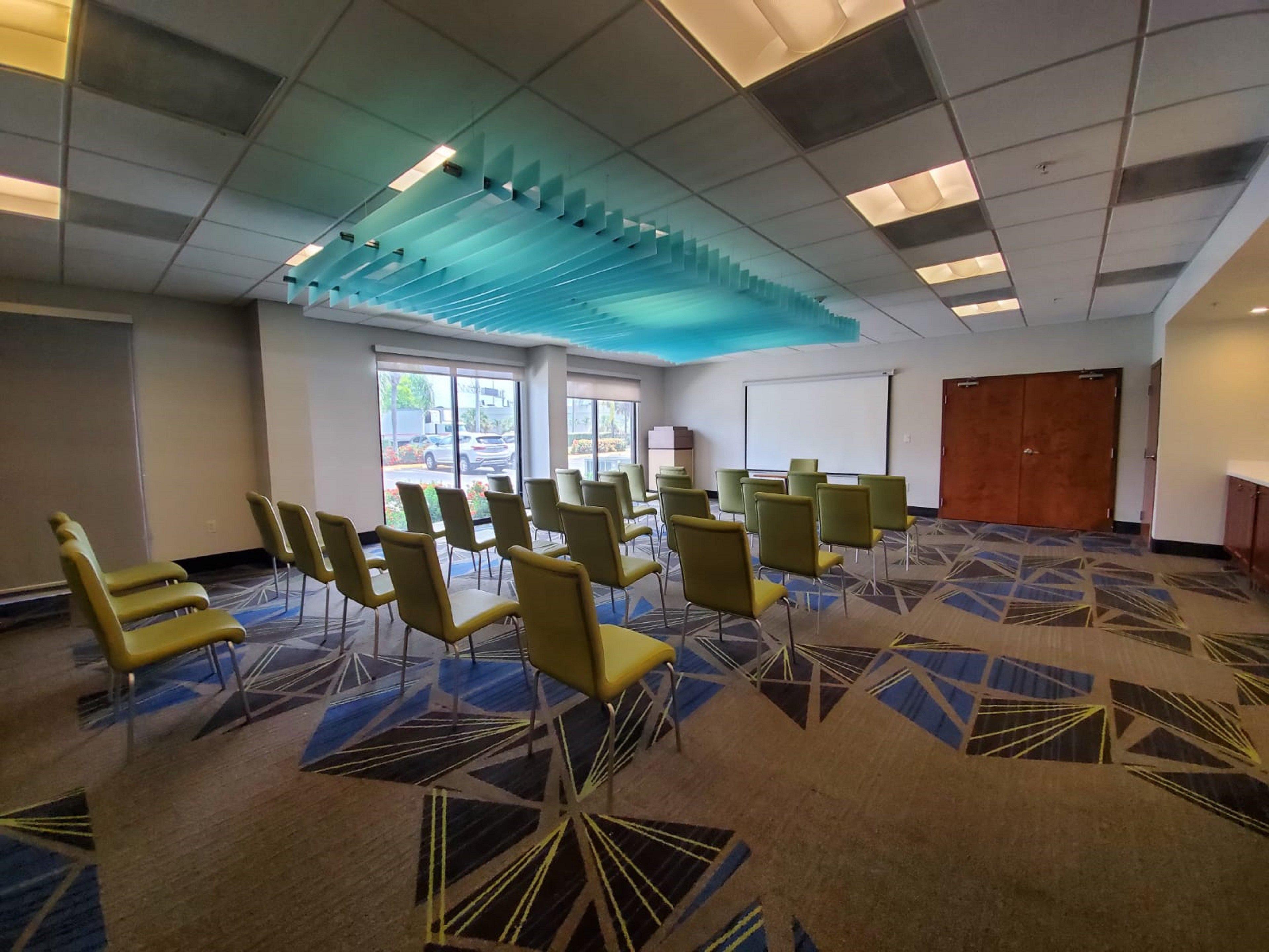 Holiday Inn Express Hotel & Suites Miami - Hialeah By Ihg Eksteriør billede