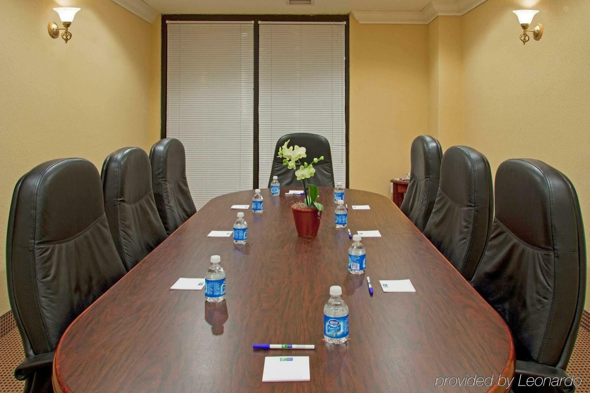 Holiday Inn Express Hotel & Suites Miami - Hialeah By Ihg Eksteriør billede